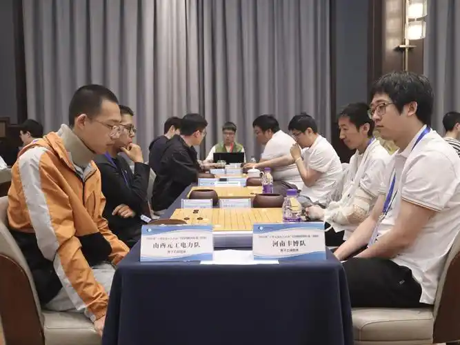 小明围棋杯后转会暗流涌动：男子乙组三强全胜引豪门挖角风暴