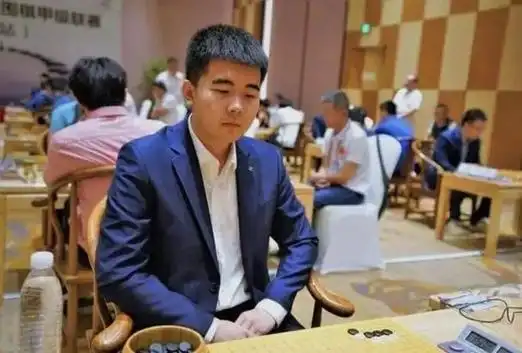 烂柯杯篮球挑战赛重庆站落幕 山东银丰队陈一纯强势夺冠创纪录